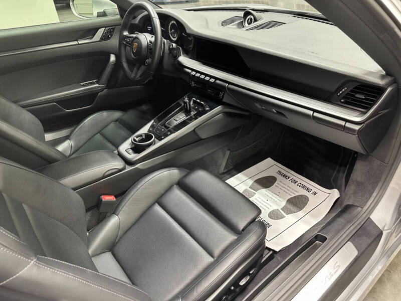 2020 Porsche 911 Carrera S