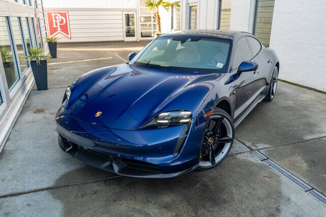 2020 Porsche Taycan 3