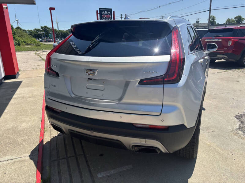 2019 Cadillac XT4 Premium Luxury