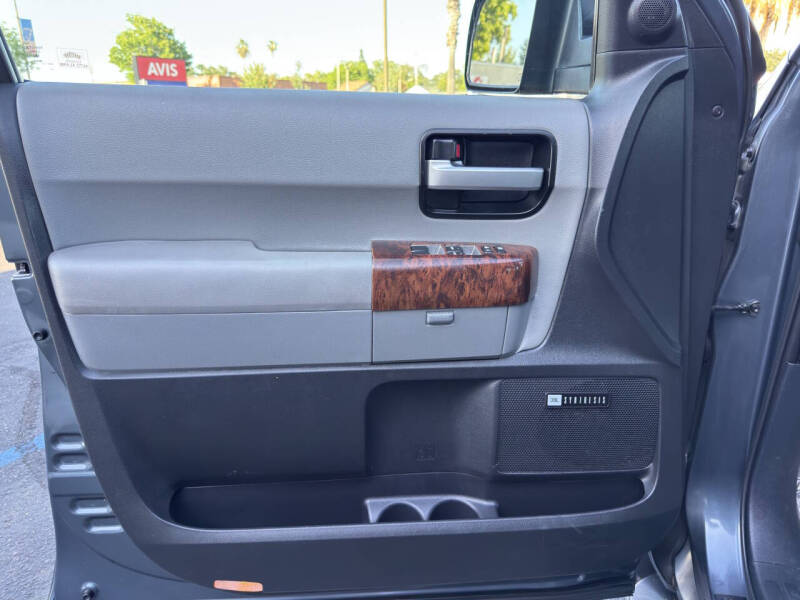 2008 Toyota Sequoia Limited