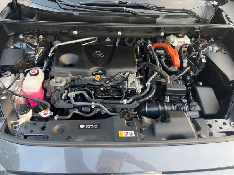 2021 Toyota RAV4 Hybrid XLE Premium