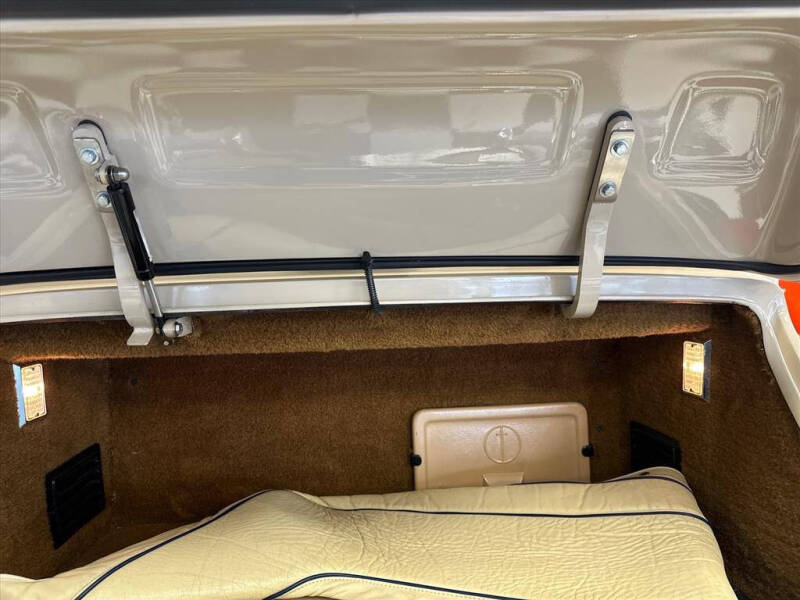 1990 Excalibur Phaeton