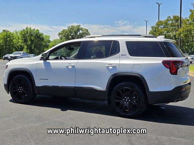 2023 GMC Acadia SLT