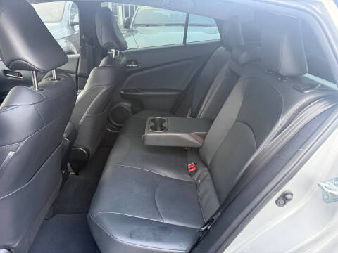 2016 Toyota Prius Four Touring