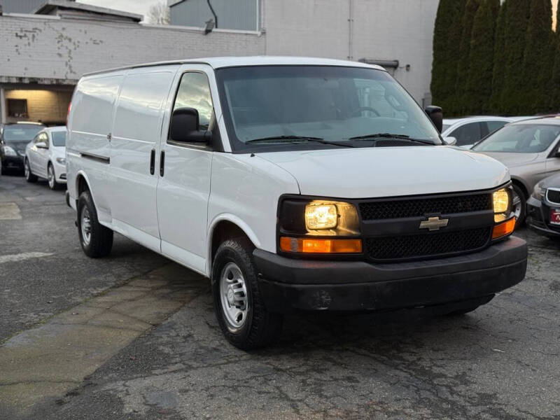 2016 Chevrolet Express 2500