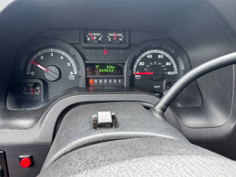 2012 Ford E-Series E-450 SD