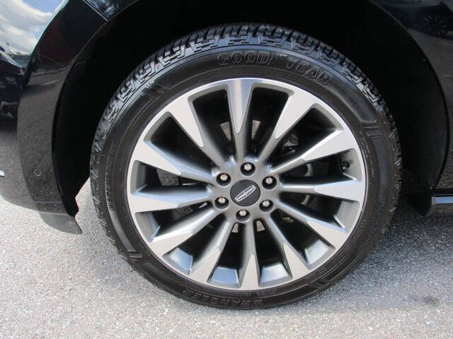 2019 Lincoln Navigator Select