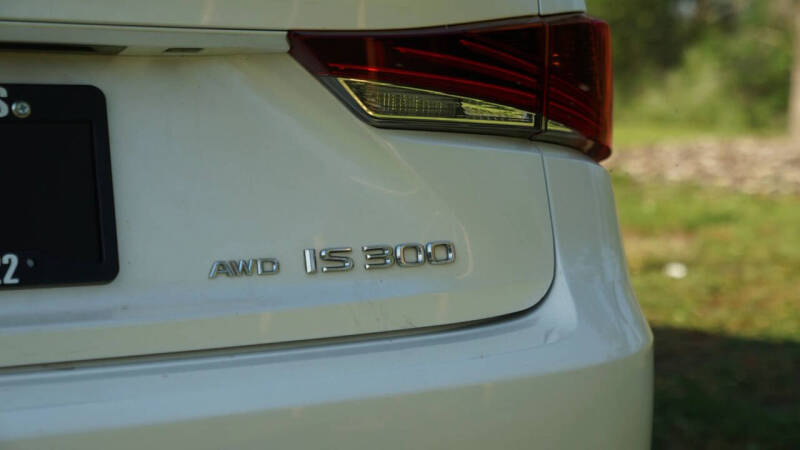 2017 Lexus IS 300