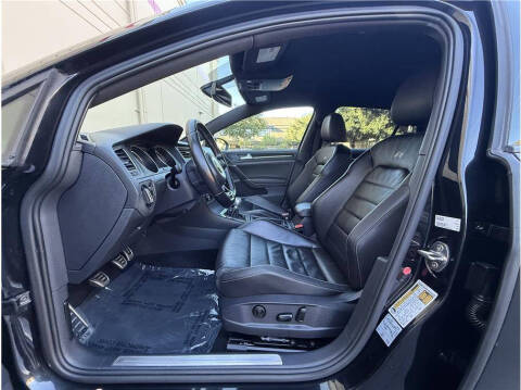 2016 Volkswagen Golf R