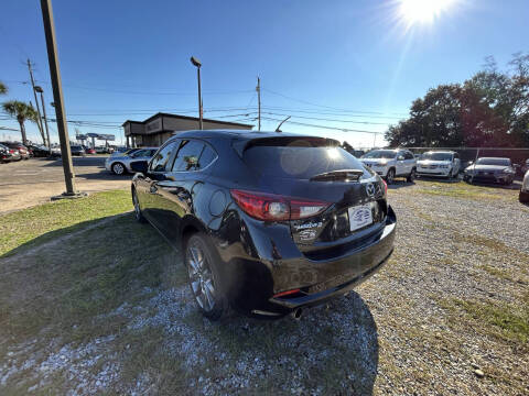 2018 Mazda MAZDA3 Touring