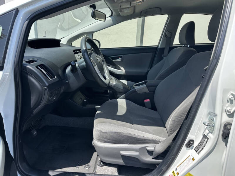 2013 Toyota Prius Two