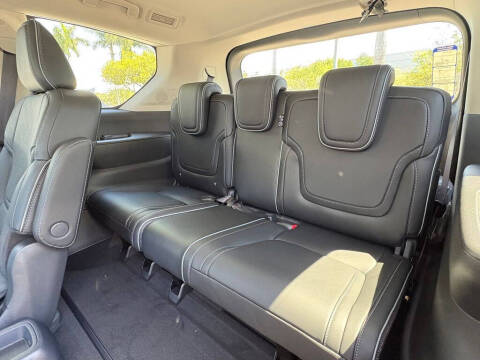 2026 Infiniti QX80 Luxe