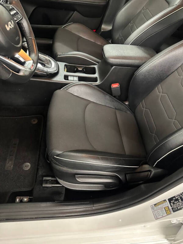 2023 Kia Forte GT-Line