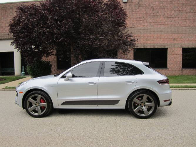 2016 Porsche Macan Turbo