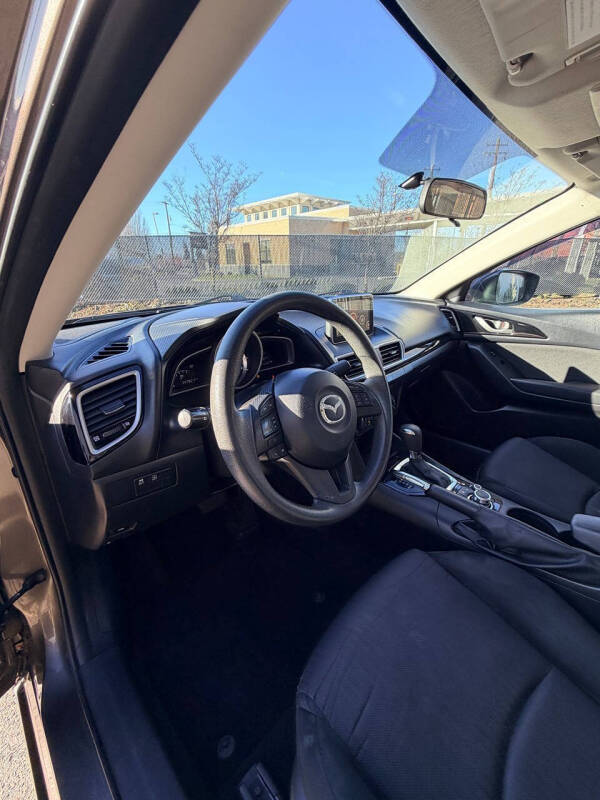 2016 Mazda MAZDA3 i Sport