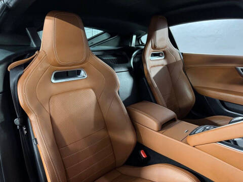 2020 Jaguar F-TYPE R