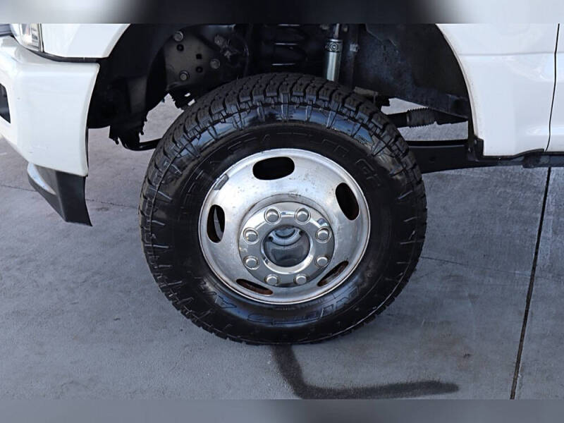 2017 Ford F-350 Super Duty Lariat