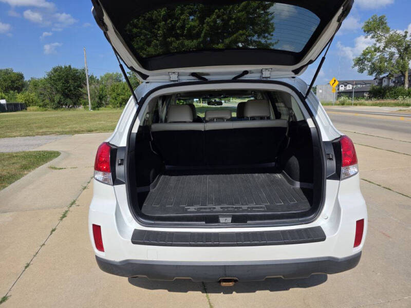 2010 Subaru Outback 2.5i Premium