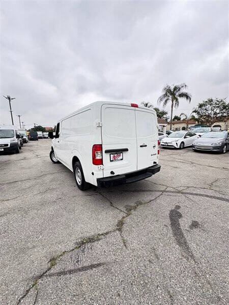 2016 Nissan NV 1500 S