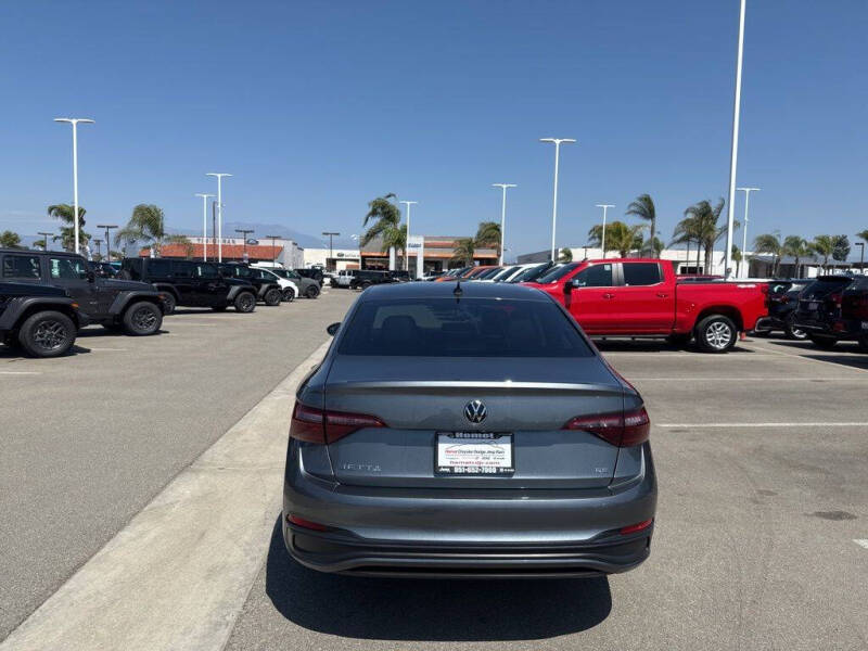 2024 Volkswagen Jetta SE