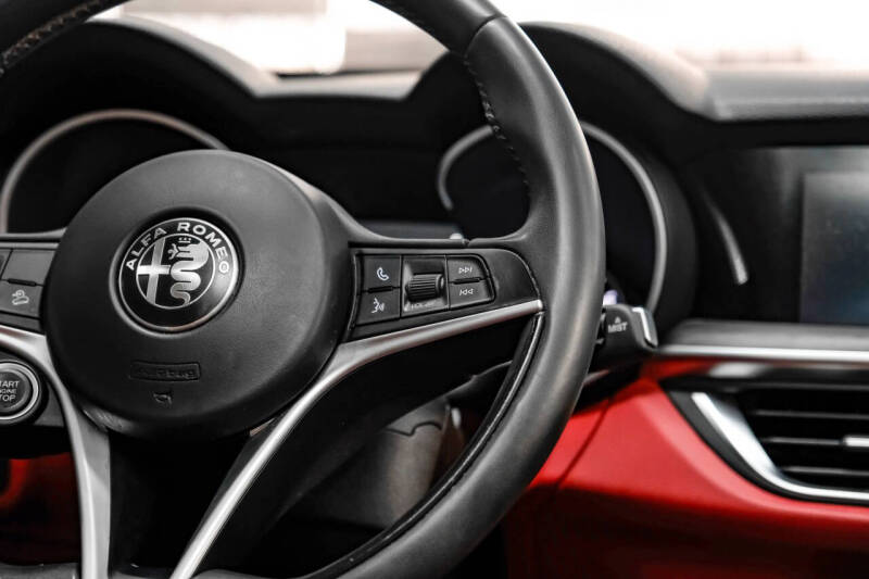 2018 Alfa Romeo Stelvio Ti