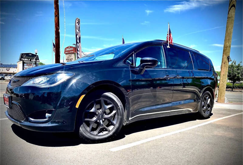 2018 Chrysler Pacifica Touring L