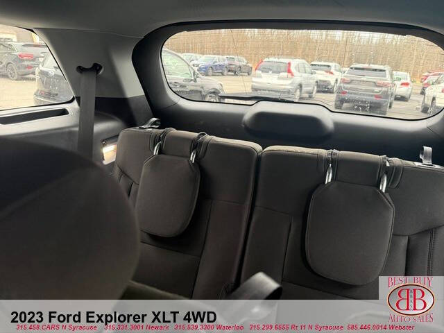 2023 Ford Explorer XLT