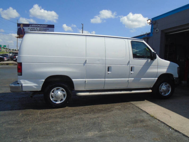 2014 Ford E-Series E-250