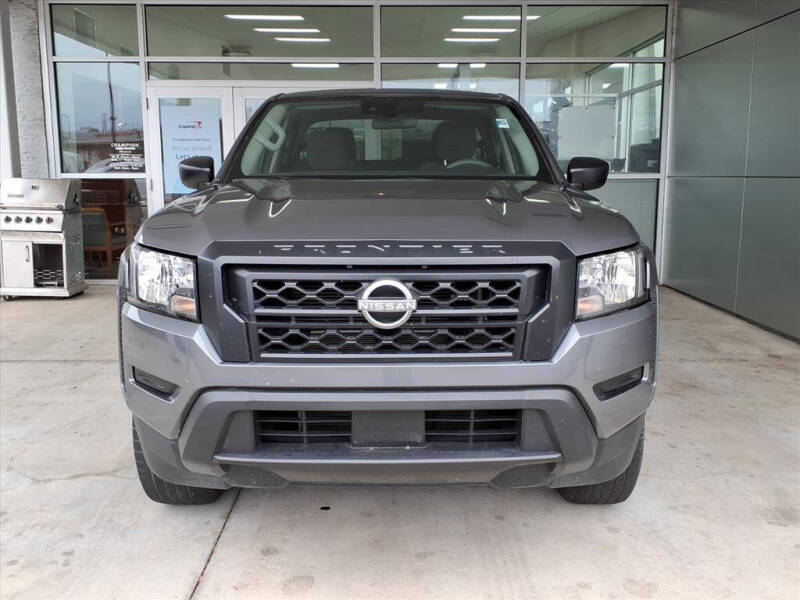 2022 Nissan Frontier S