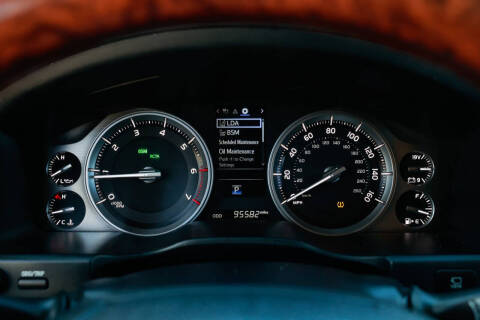 2017 Toyota Land Cruiser