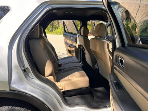 2016 Ford Explorer