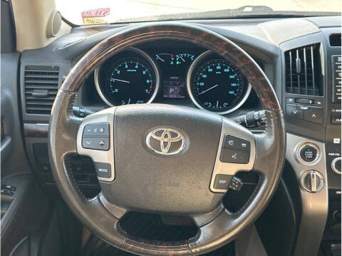 2011 Toyota Land Cruiser