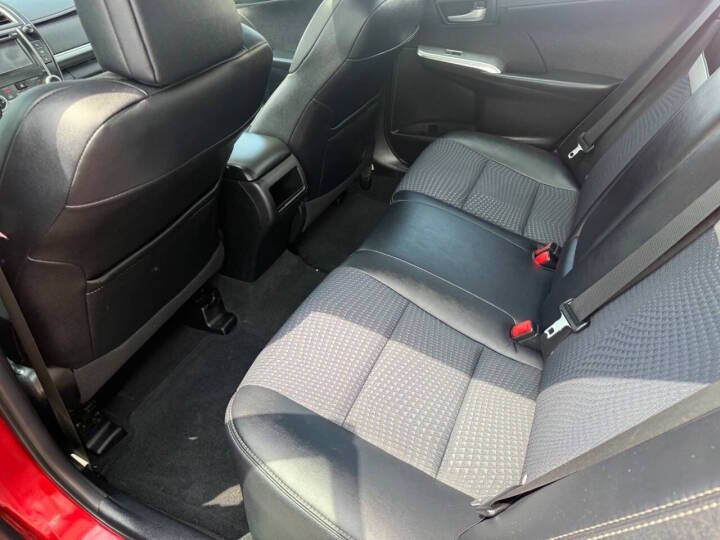 2012 Toyota Camry SE