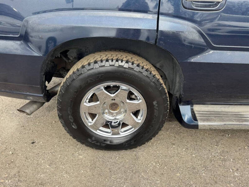 2005 Cadillac Escalade