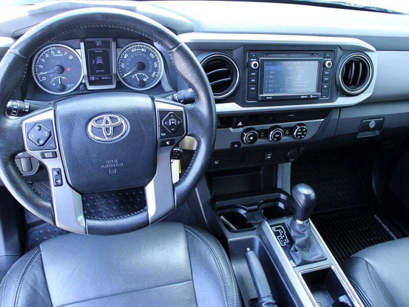 2016 Toyota Tacoma SR5