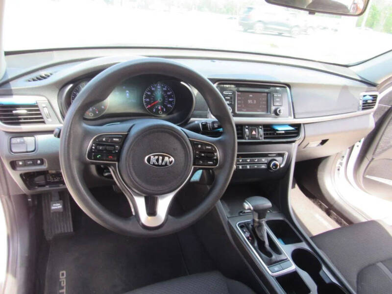 2017 Kia Optima LX