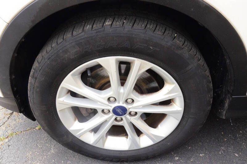 2017 Ford Escape SE