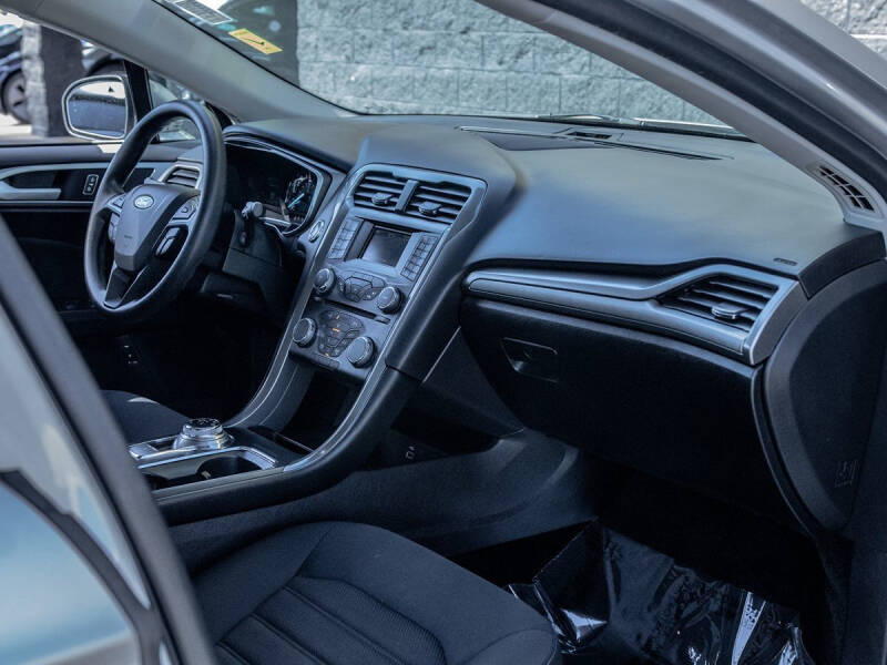 2018 Ford Fusion Hybrid SE