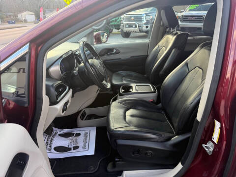 2020 Chrysler Pacifica Touring L Plus