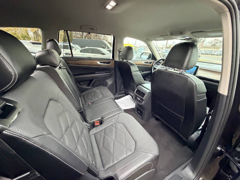 2024 Volkswagen Atlas SE 4Motion