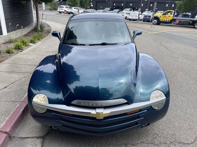 2005 Chevrolet SSR LS