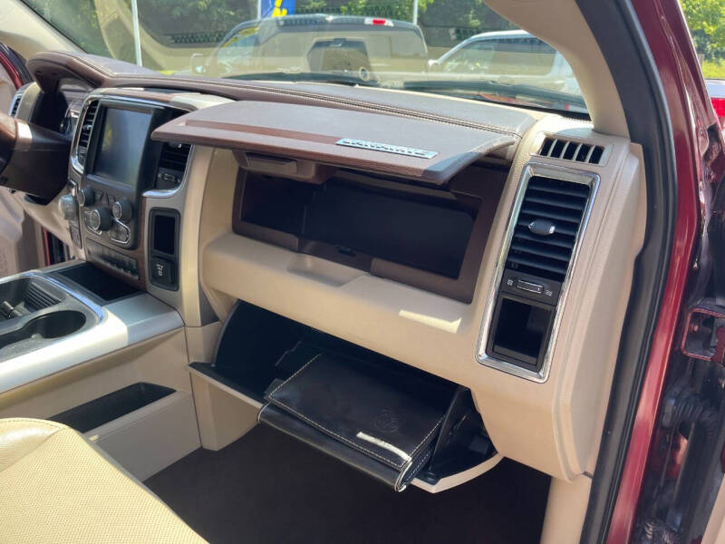 2016 RAM 1500 Laramie