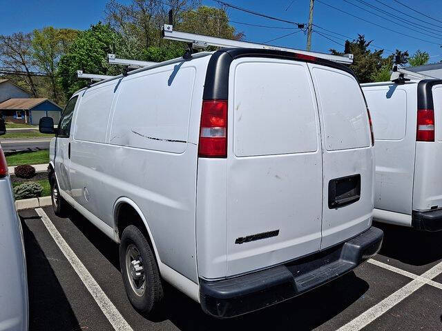 2021 Chevrolet Express 2500