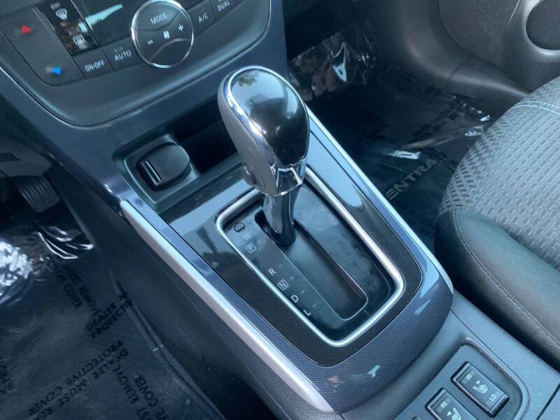 2019 Nissan Sentra SR