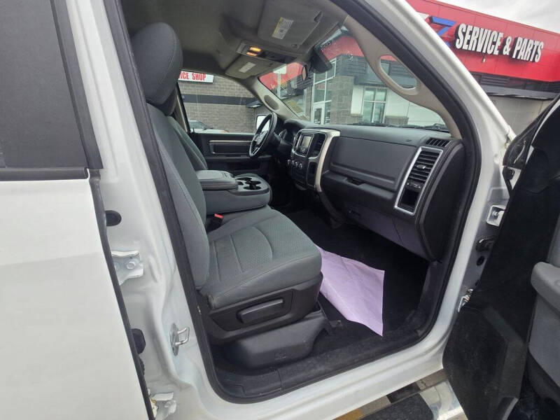 2019 RAM 1500 Classic SLT