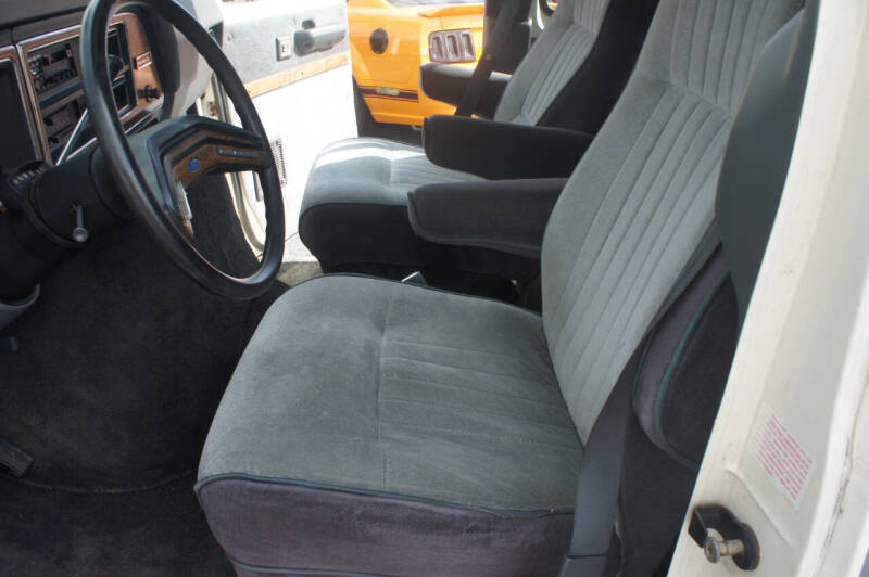 1990 Ford E-Series E-150