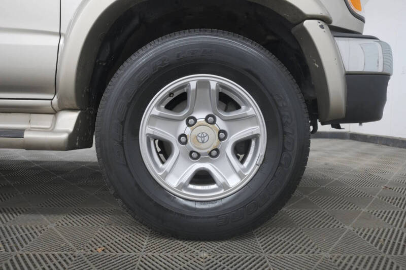 2002 Toyota 4Runner SR5