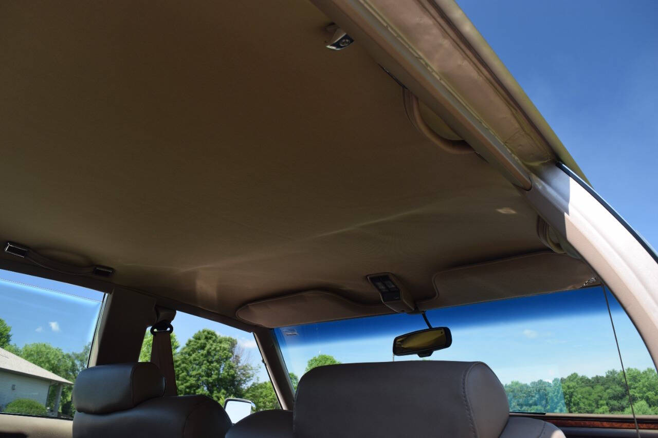 1991 Cadillac Brougham 150