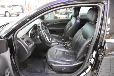 2012 Chrysler 200 Limited