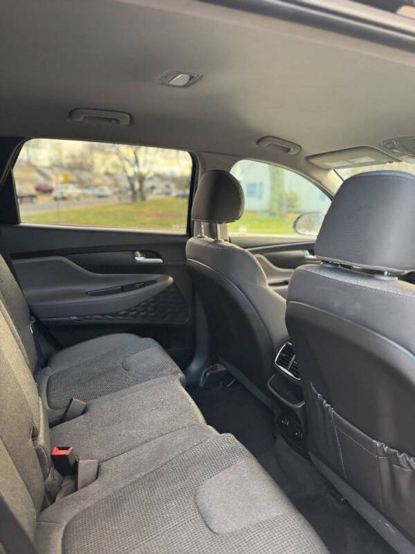 2019 Hyundai Santa Fe SE 2.4L